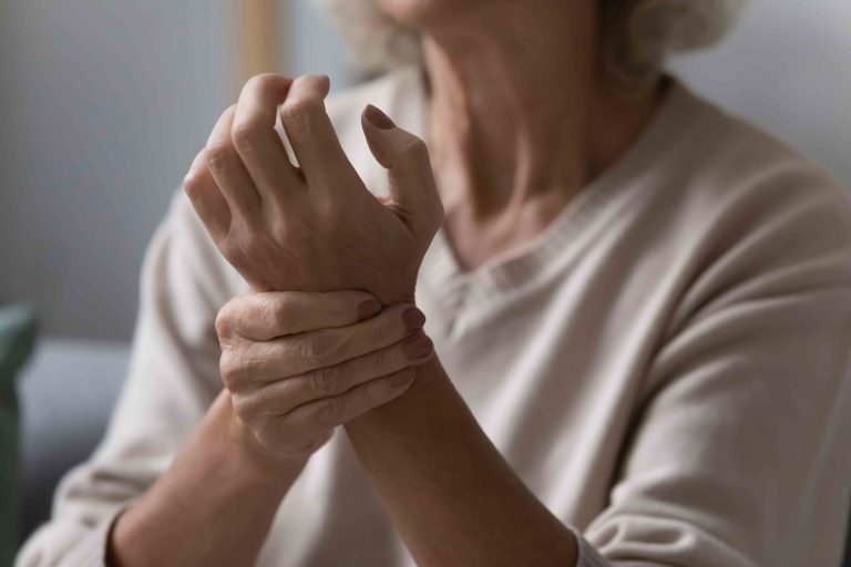 Arthritis: What Are the Causes and How to Treat It?